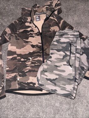 Camouflage Zip Hoodie and Jogger Set - Brown/Gray Camo